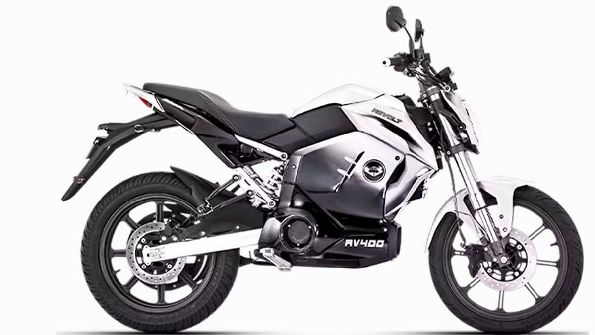 Revolt RV400