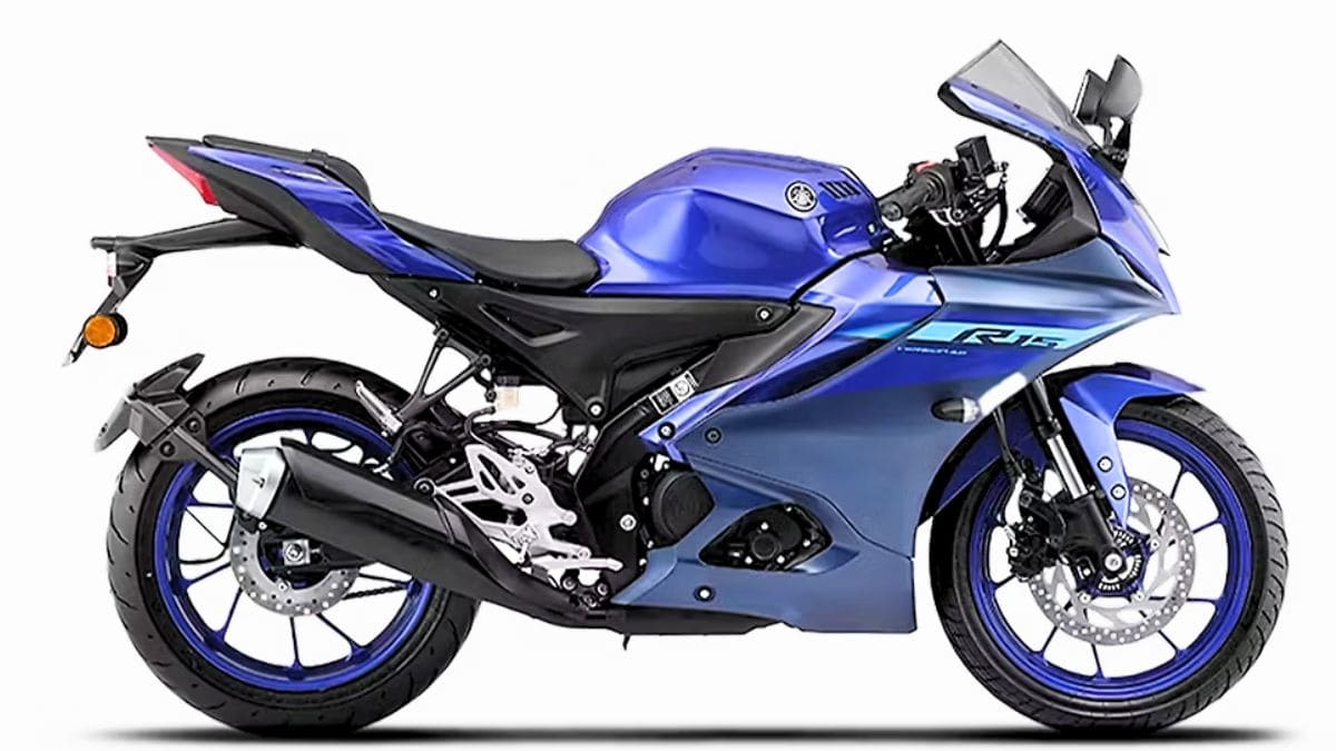 Yamaha R15 V4