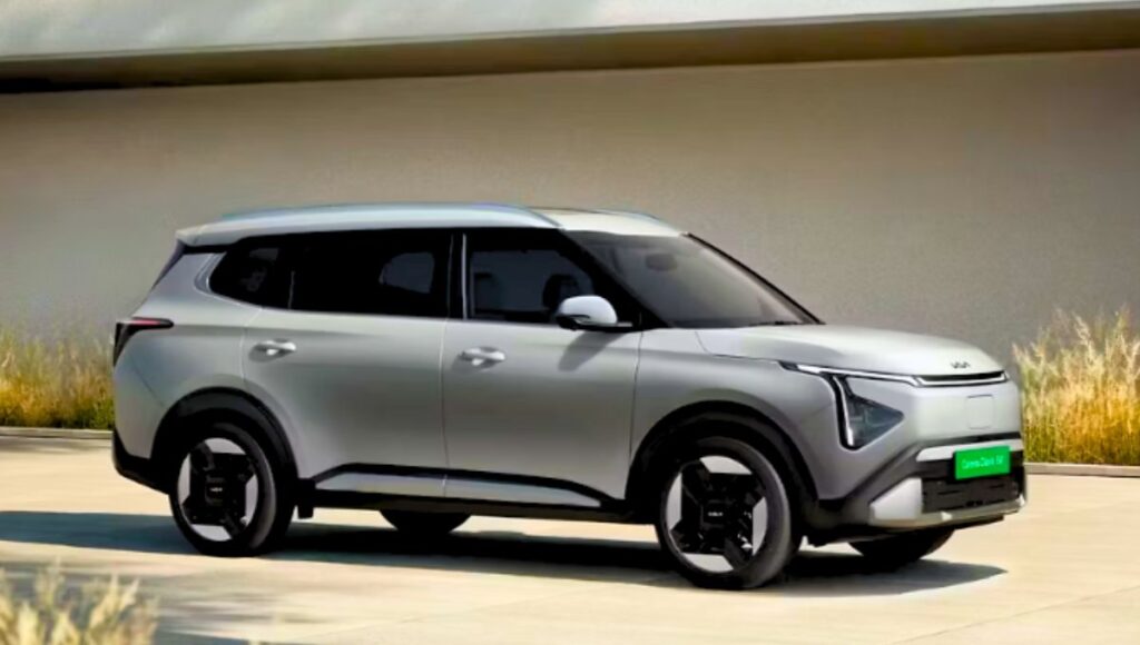 kia carens