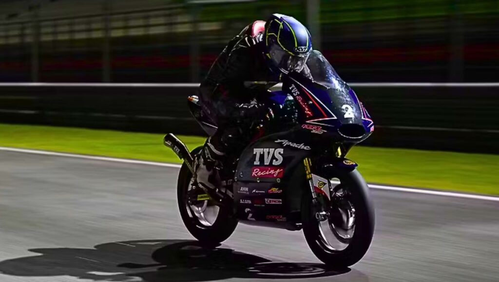 Apache RR 310