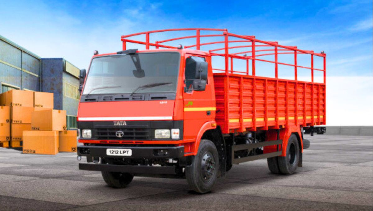Tata LPT 812