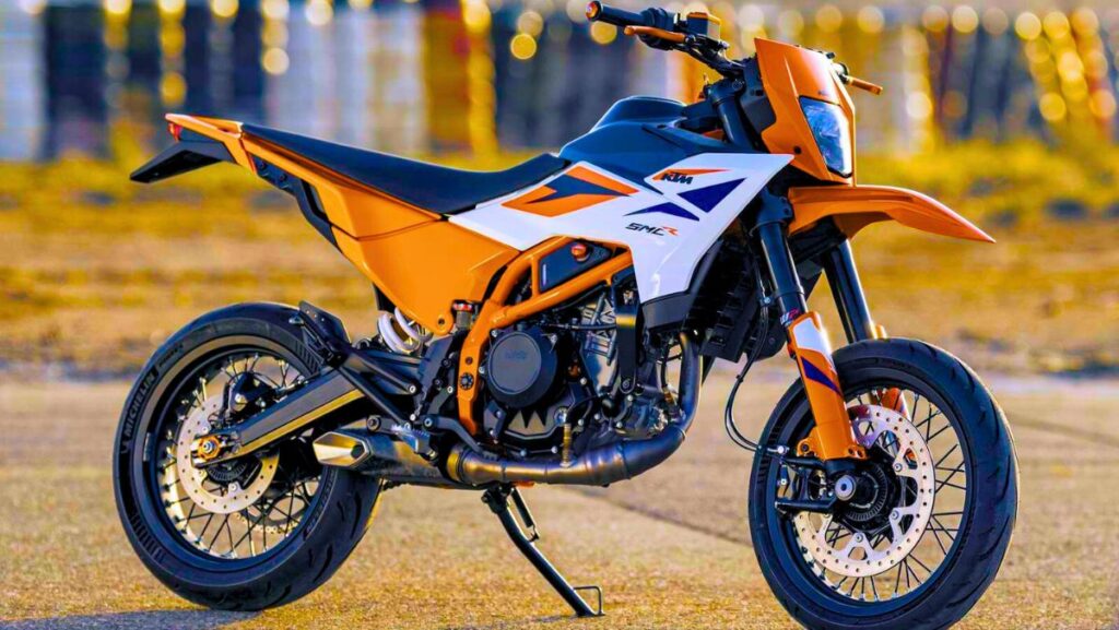 KTM 390 SMC R