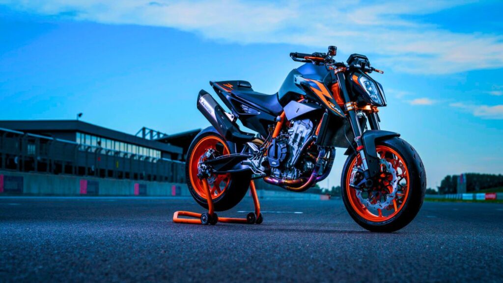 KTM 890 Duke R