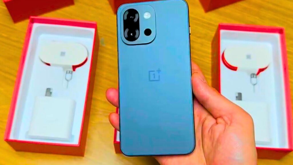 OnePlus 13T: कैमरा लवर्स के लिए खास है ? 1 OnePlus 13T