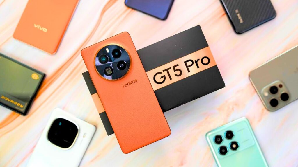 Realme GT 5 Pro: क्या ये फोल्डेबल फोन गेम बदल देगा? 1 Realme GT 5 Pro