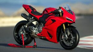 Ducati Panigale V2