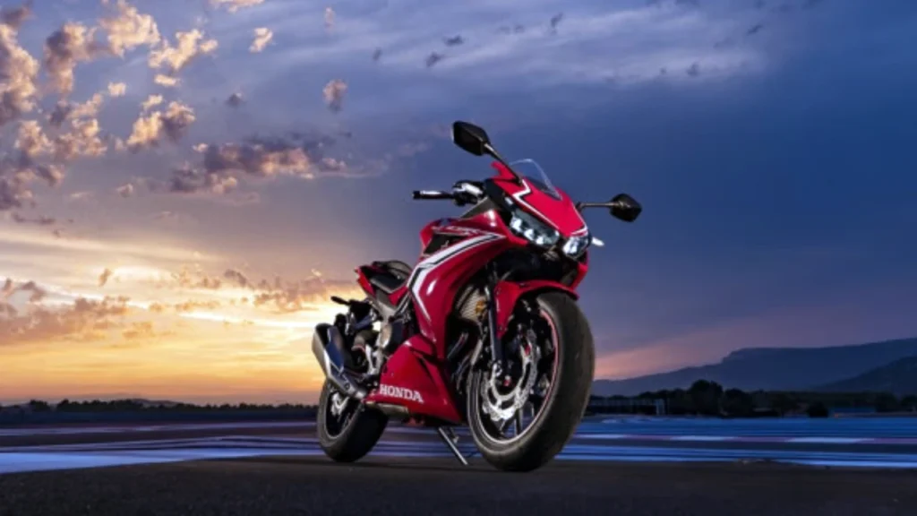 honda CBR500R Price