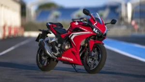 honda CBR500R Price