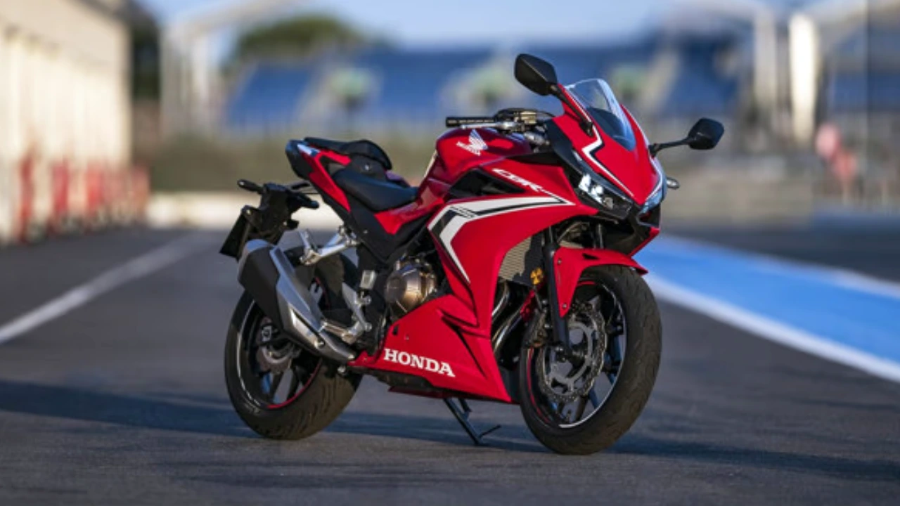 honda CBR500R Price