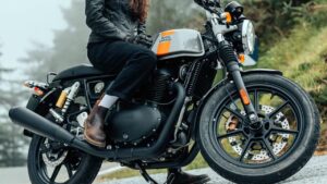 royal enfield continental gt 450 mileage