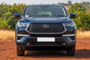 toyota innova hycross 2026