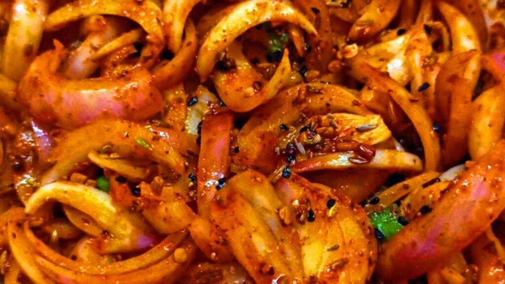 Pyaaz Pickle Recipe
