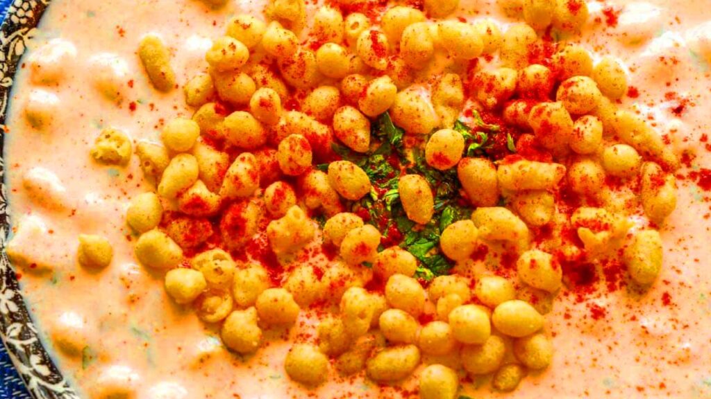 Shadi Wala Boondi Ka Raita 2026 : अब शादियों के जैसा घर पर ही बनाए बूंदी का रायता 1 Shadi Wala boondi Ka Raita