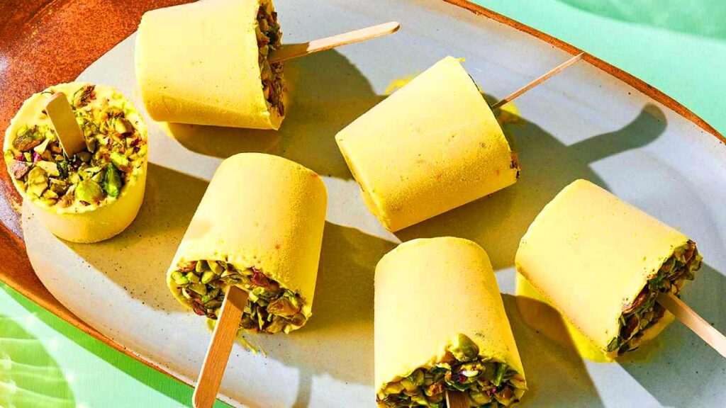 Sugar Free Kulfi Recipe 2026 : नीना चीनी के घर पर बनाएं हेल्दी कुल्फी 1 Sugar Free Kulfi Recipe