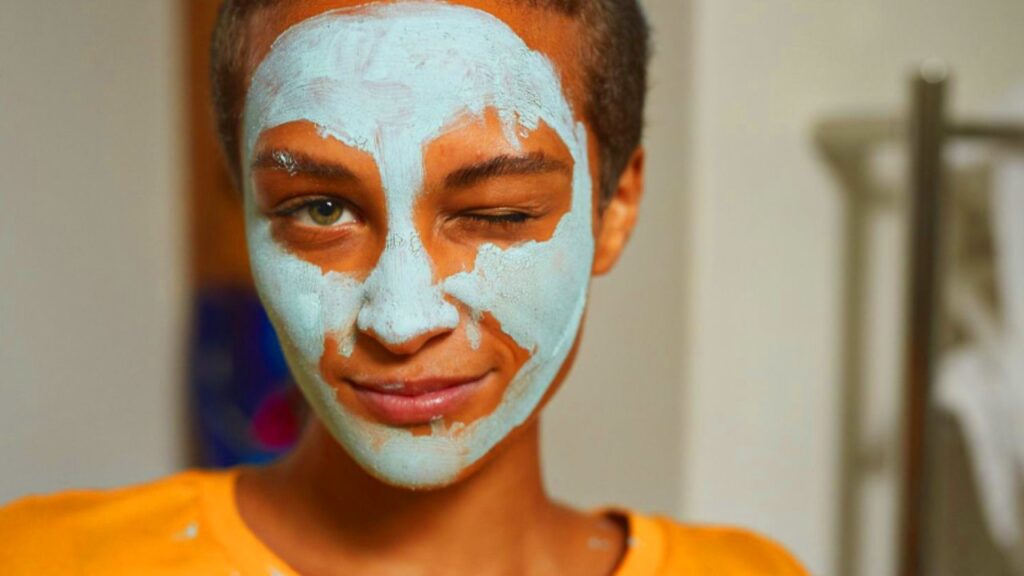 Face Mask For Dry Skin : शहद और एलोवेरा से बनाएं घर पर Face Mask 2 Face Mask For Dry Skin