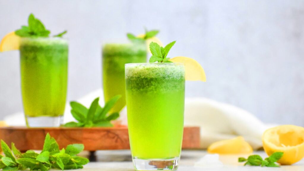 Refreshing Mint Lemonade