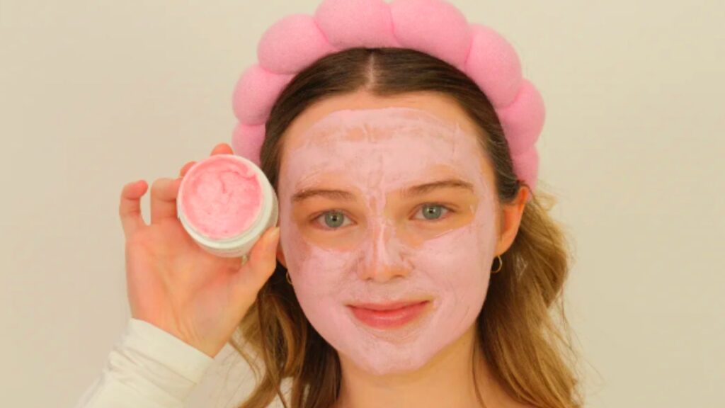 Pimple-Clear Clay Mask Benefits 2026: पिंपल्स और ऑयली स्किन से कैसे छुटकारा पाएं? 2 Pimple-Clear Clay Mask
